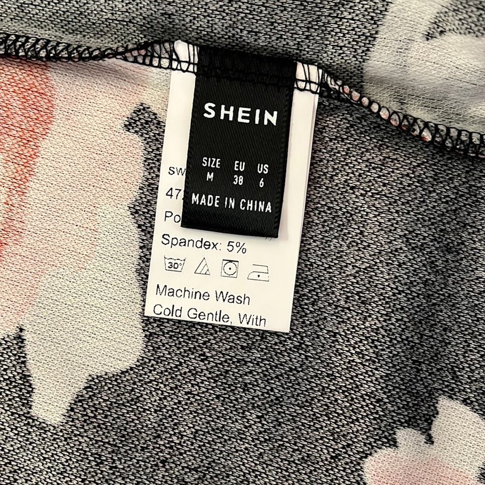 Shein - Picture 2 of 3